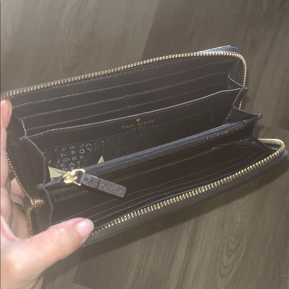 Kate Spade Red and Black Floral Wallet large size - Picture 8 of 12